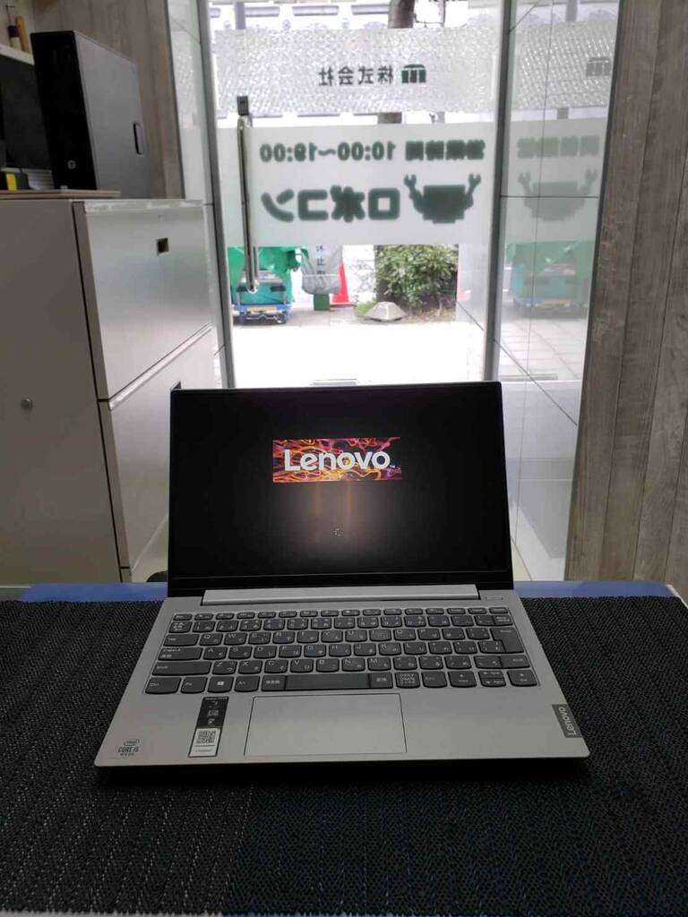 lenovo ideapad s340 液晶交換 依頼主様：大阪市内 対象媒体：lenovo ideapad s340 13IMLです 4